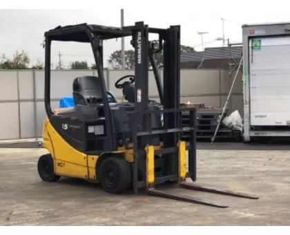 Вилочный погрузчик Komatsu FB15-12